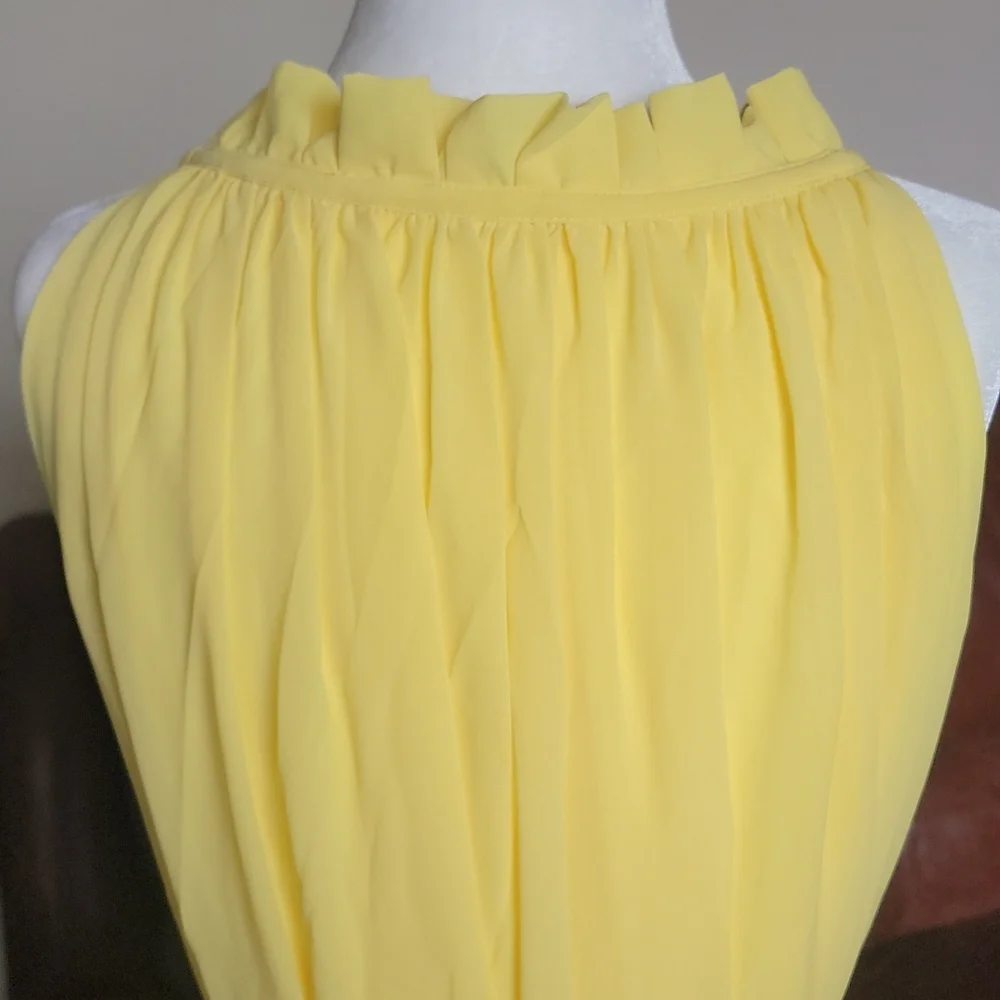 Dress - Picture 5 of 11